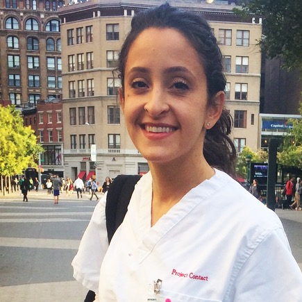 Florida-born Mia Probinsky enrolled at NYSCAS to fulfill a number of undergraduate biology prerequisites. Now, she's a student at Touro College of Osteopathic Medicine-Harlem.