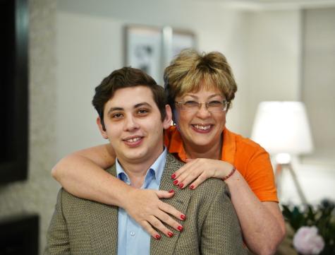 NYSCAS graduate Leo Andriasyan with his mom